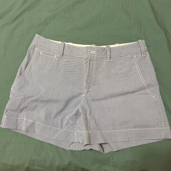 Ralph Lauren Short (size 4) - Picture 1 of 2